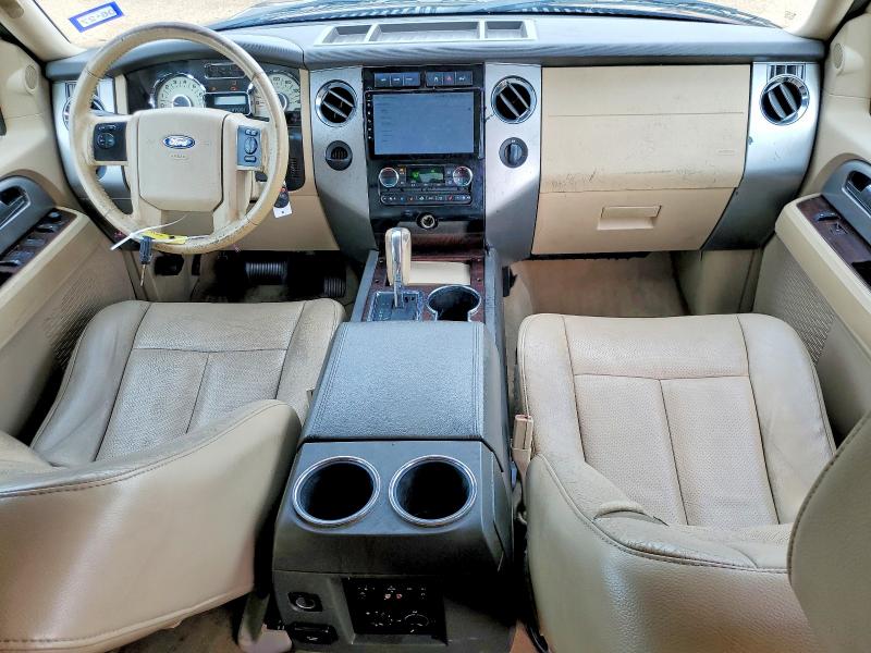 Zdjęcie 8 z aukcji – 2011 FORD EXPEDITION z VIN 1FMJU1H58BEF50174