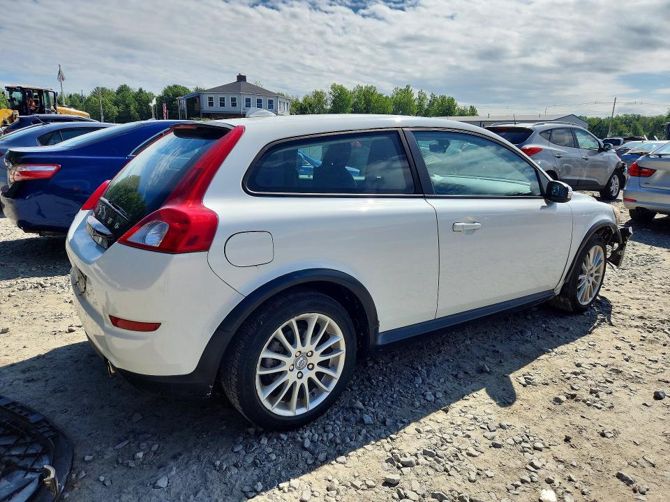 Photo 3 from auction – 2012 VOLVO C30 with VIN YV1672MK5C2269238