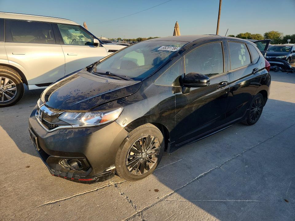 HONDA FIT 2018 with VIN 3HGGK5H67JM706591 - Photo from auction