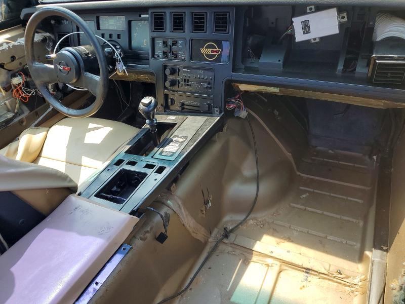 Photo 8 from auction – 1985 CHEVROLET CORVETTE with VIN 1G1YY0789F5118138