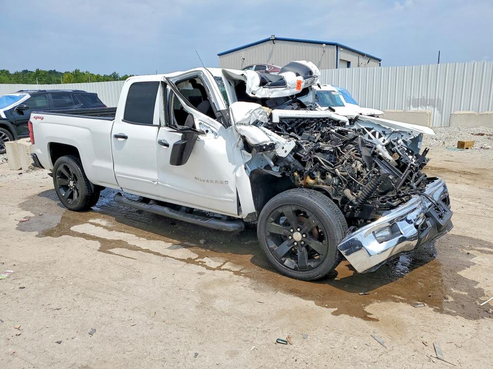 Photo 4 from auction – 2015 CHEVROLET SILVERADO with VIN 1GCVKREC8FZ436574