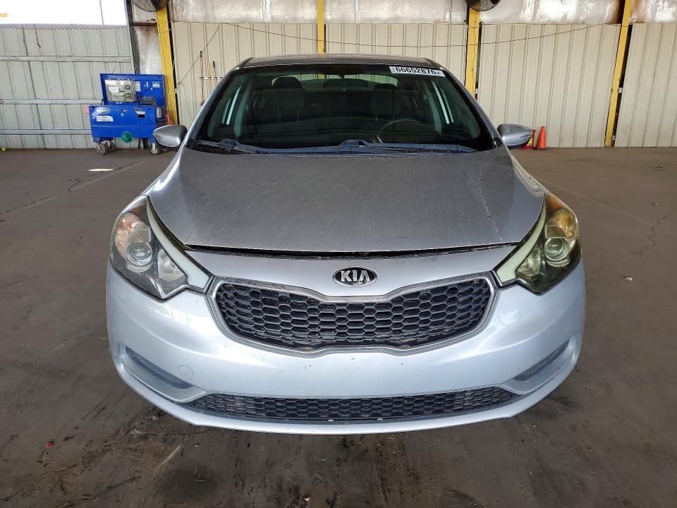 Photo 5 from auction – 2015 KIA FORTE with VIN KNAFX4A60F5383107