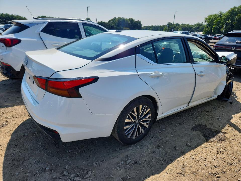 Photo 3 from auction – 2026 NISSAN ALTIMA with VIN 1N4BL4DVXTN313633