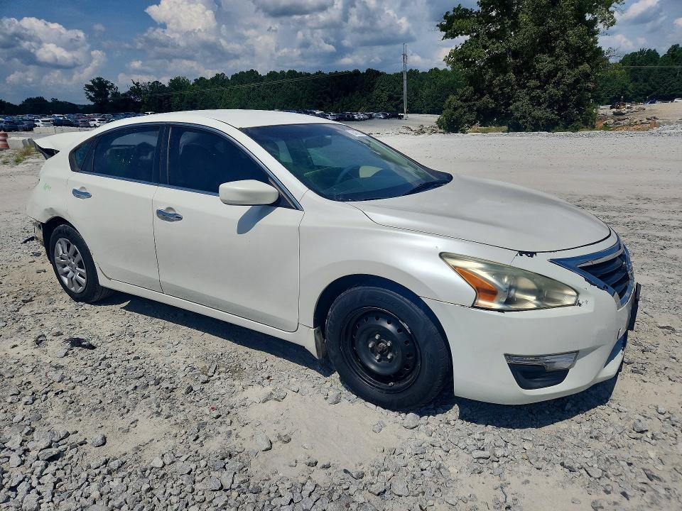 Photo 4 from auction – 2014 NISSAN ALTIMA with VIN 1N4AL3AP5EC137357