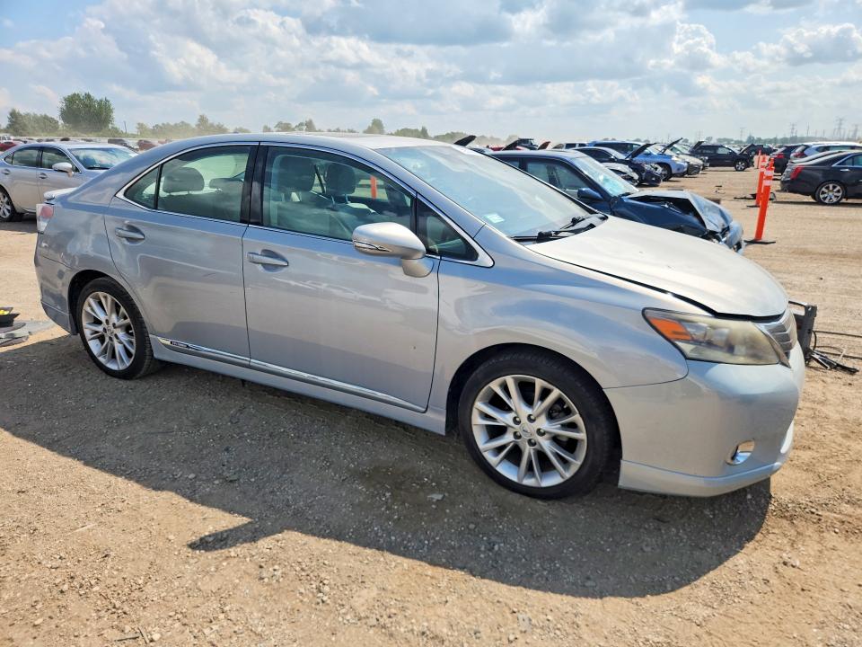 Zdjęcie 4 z aukcji – 2010 LEXUS HS z VIN JTHBB1BA9A2025966