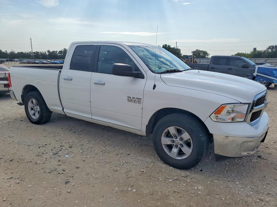 Photo 4 from auction – 2017 RAM 1500 with VIN 1C6RR6GG8HS714064