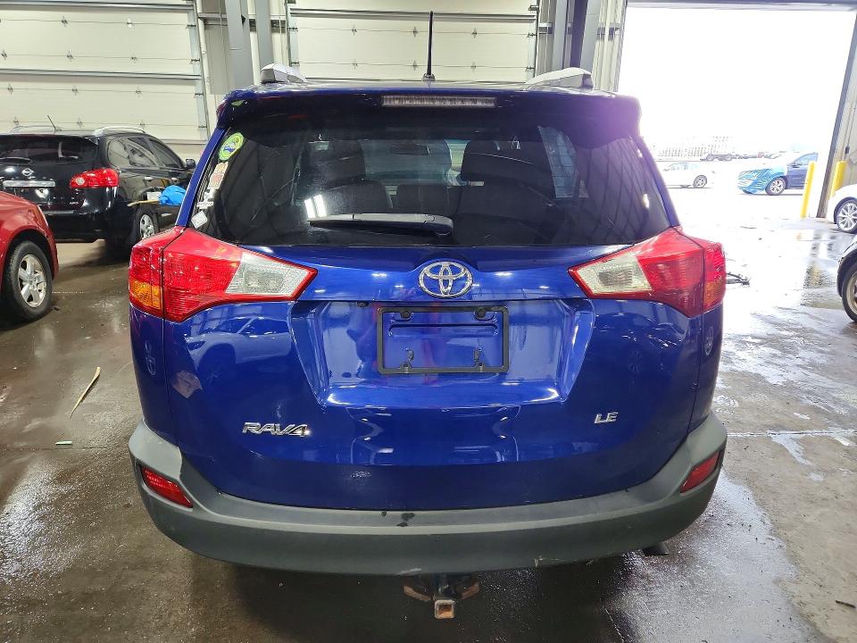 Photo 6 from auction – 2015 TOYOTA RAV4 with VIN 2T3ZFREV9FW202273