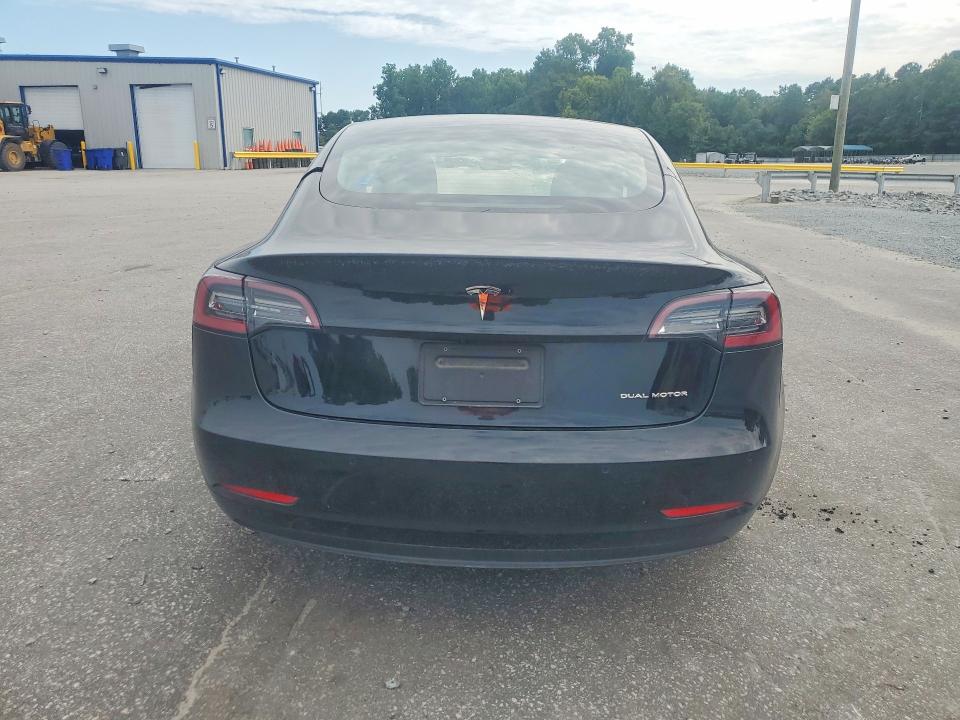 Photo 6 from auction – 2022 TESLA MODEL 3 with VIN 5YJ3E1EB4NF111061