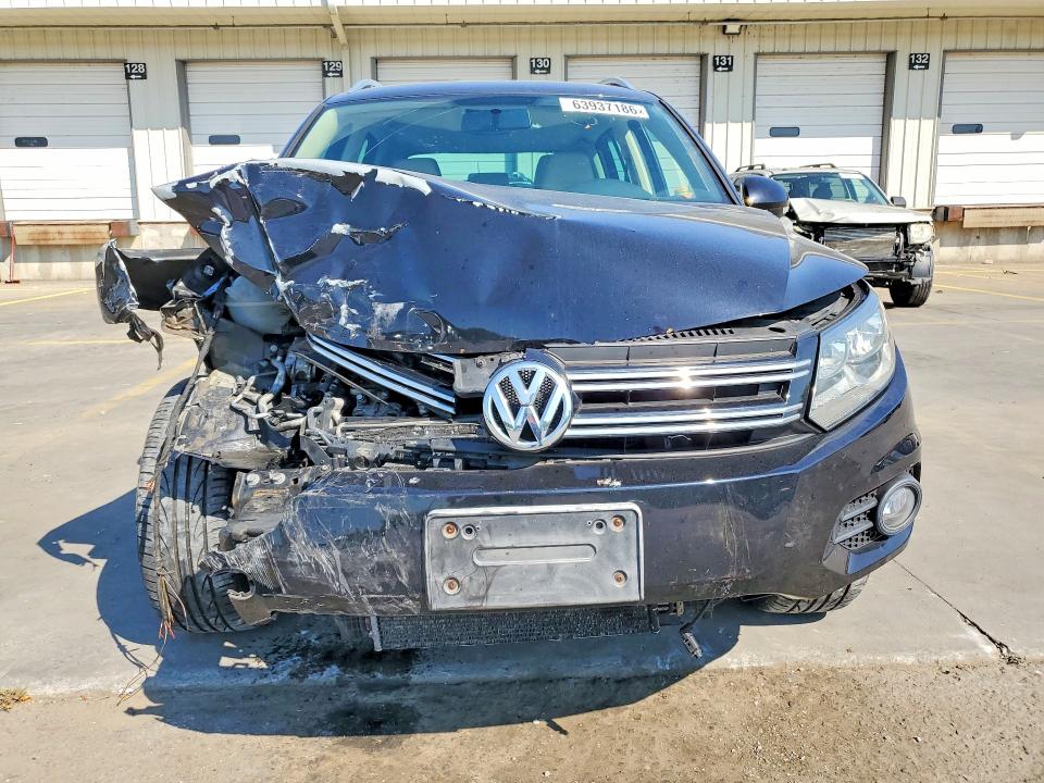 Photo 5 from auction – 2012 VOLKSWAGEN TIGUAN with VIN WVGAV7AX2CW530039