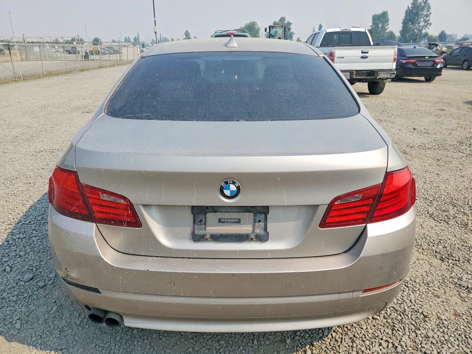 Photo 6 from auction – 2012 BMW 528 with VIN WBAXH5C55CC595178