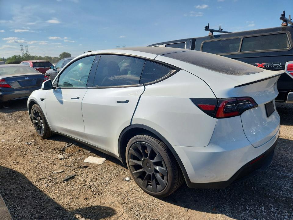 Photo 2 from auction – 2020 TESLA MODEL Y with VIN 5YJYGDEE5LF048996