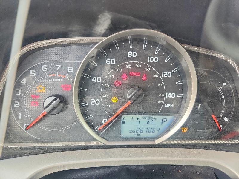 Zdjęcie 9 z aukcji – 2015 TOYOTA RAV4 z VIN JTMBFREV8FJ033864