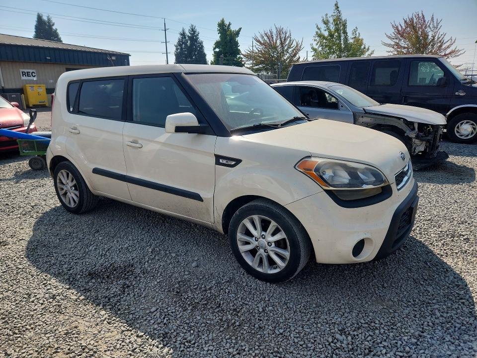 Снимка 4 от търг – 2013 KIA SOUL с VIN KNDJT2A50D7773792