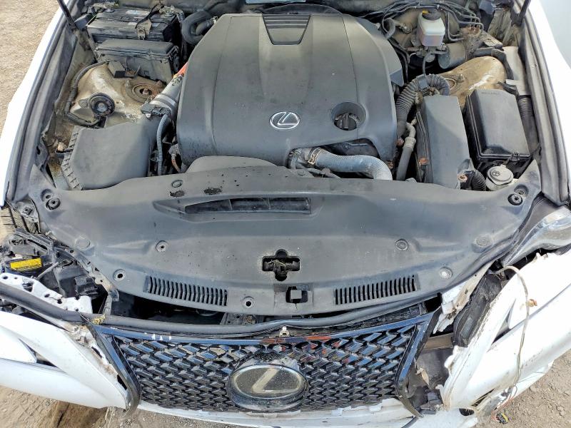 Photo 11 from auction – 2014 LEXUS IS with VIN JTHCF1D25E5007774