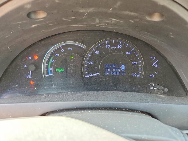 Zdjęcie 9 z aukcji – 2011 TOYOTA CAMRY z VIN 4T1BB3EK3BU132983