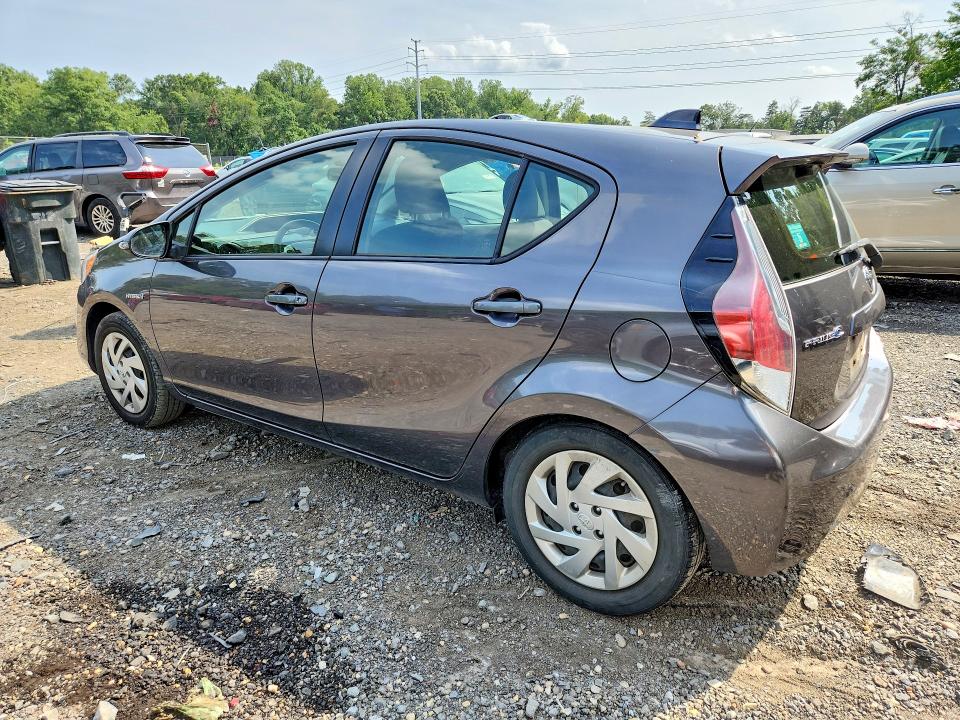 Photo 2 from auction – 2015 TOYOTA PRIUS C with VIN JTDKDTB33F1583527