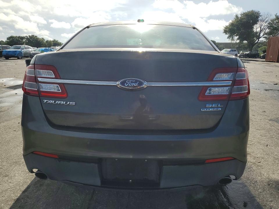Photo 6 from auction – 2015 FORD TAURUS with VIN 1FAHP2E86FG158597