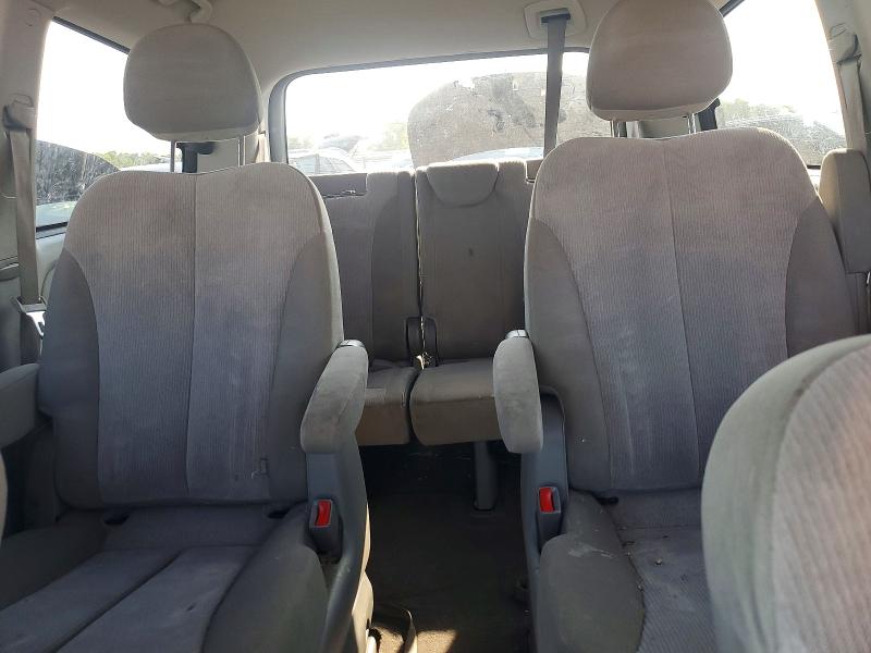 Photo 10 from auction – 2012 KIA SEDONA with VIN KNDMG4C7XC6507583