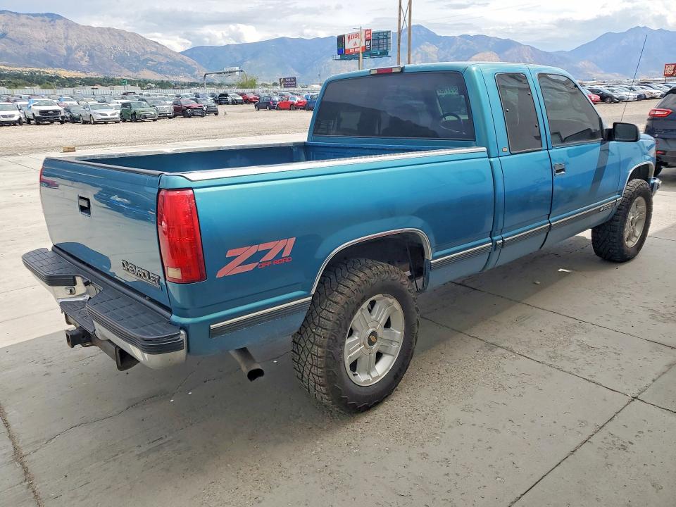 Photo 3 from auction – 1998 CHEVROLET GMT-400 with VIN 2GCEK19R2W1115848