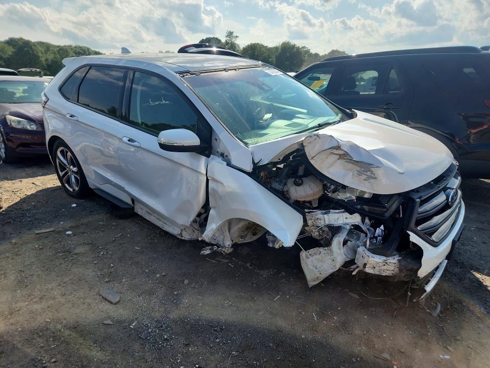 Photo 4 from auction – 2017 FORD EDGE with VIN 2FMPK4AP8HBC40107