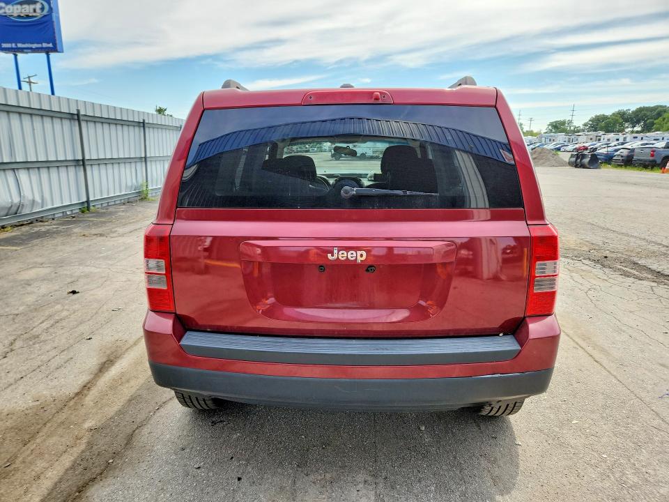 Photo 6 from auction – 2011 JEEP PATRIOT with VIN 1J4NT1GB8BD119754
