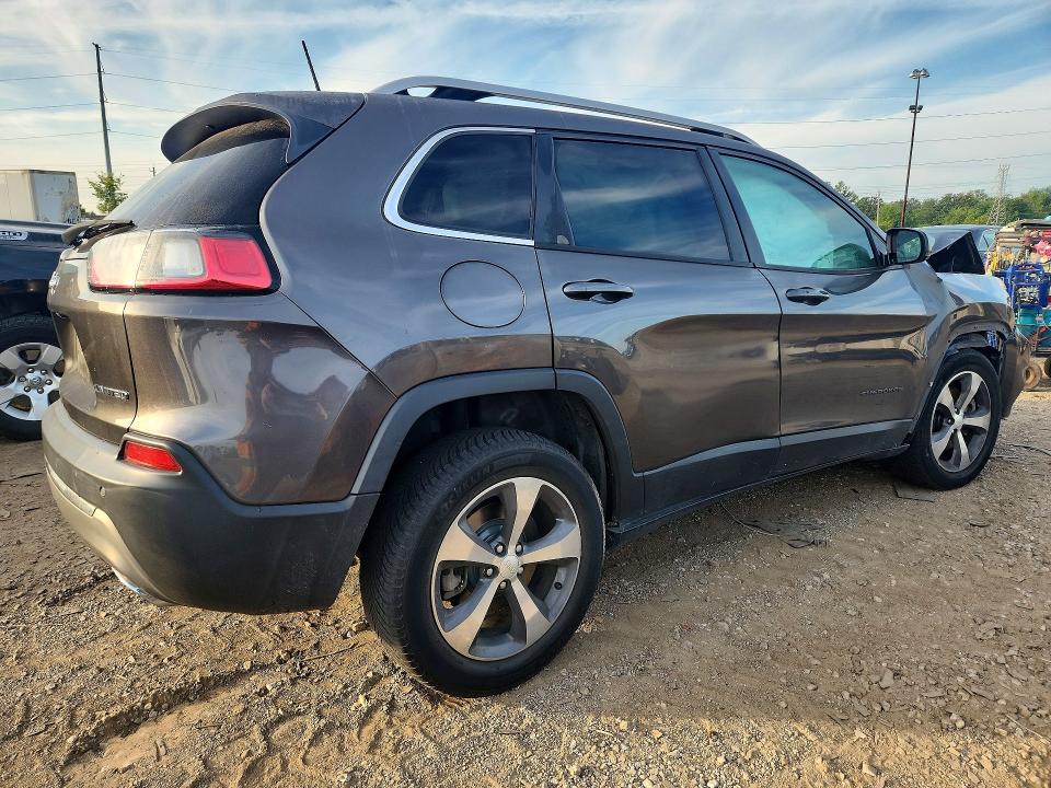 Photo 3 from auction – 2019 JEEP CHEROKEE with VIN 1C4PJMDX2KD134899