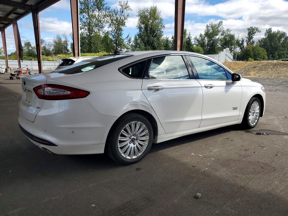 Photo 3 from auction – 2013 FORD FUSION with VIN 3FA6P0PUXDR254762
