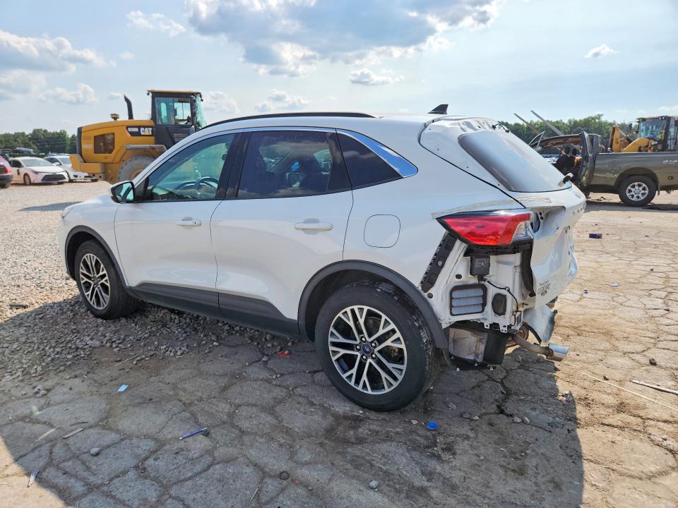 Photo 2 from auction – 2020 FORD ESCAPE with VIN 1FMCU9H68LUA93437