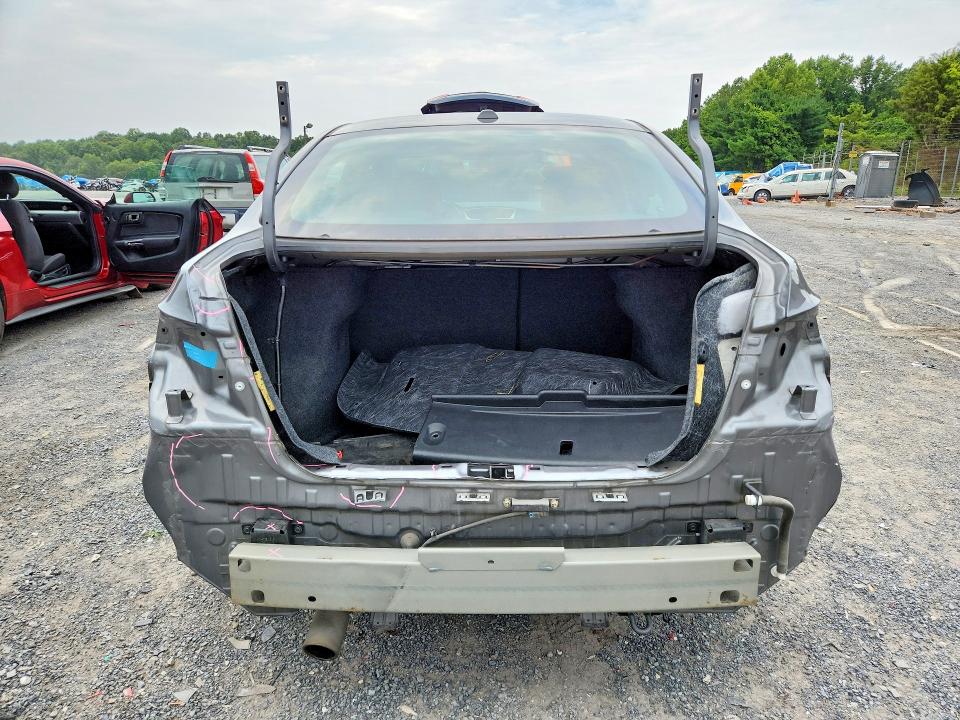 Photo 6 from auction – 2017 NISSAN SENTRA with VIN 3N1AB7AP1HY394566