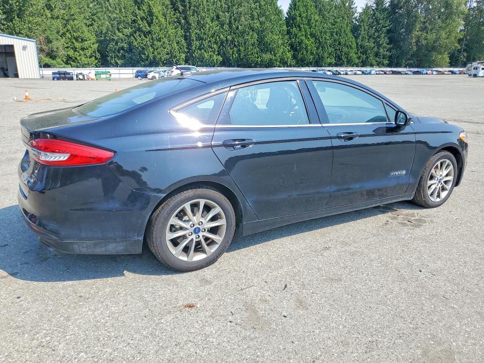 Zdjęcie 3 z aukcji – 2017 FORD FUSION z VIN 3FA6P0LU7HR348075