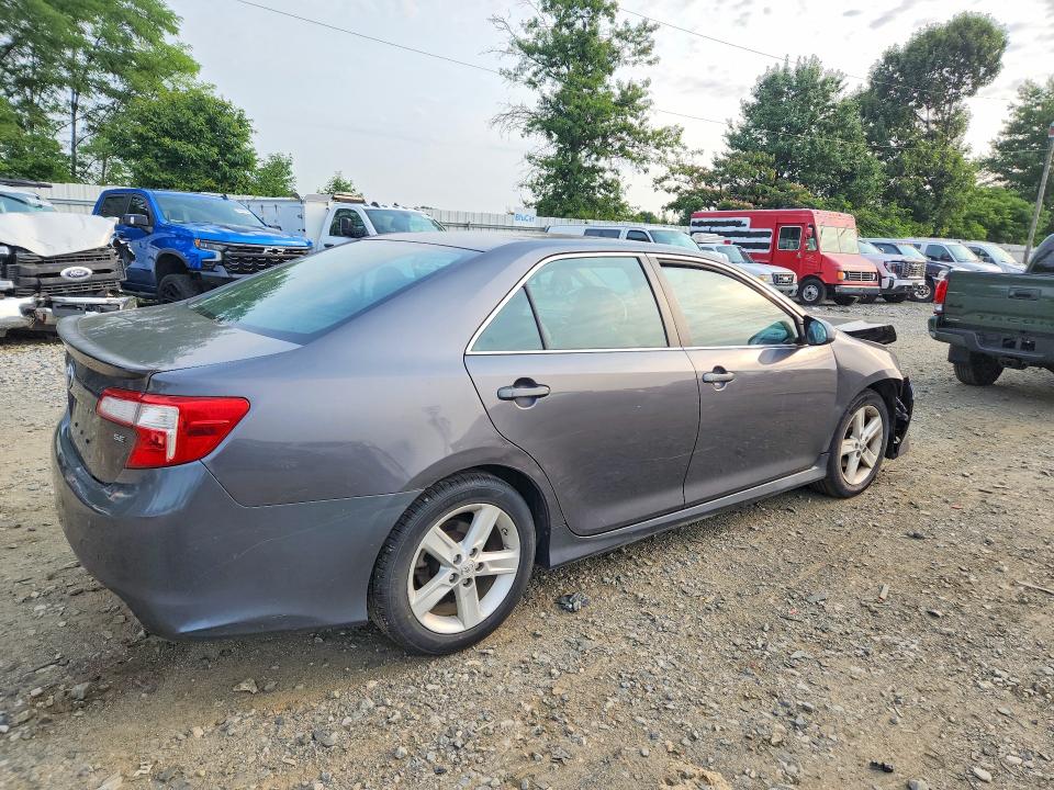 Photo 3 from auction – 2013 TOYOTA CAMRY with VIN 4T1BF1FK2DU272159