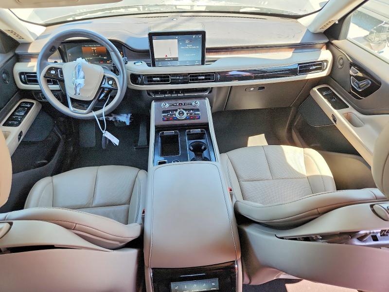 Photo 8 from auction – 2021 LINCOLN AVIATOR with VIN 5LM5J7WC5MGL14424