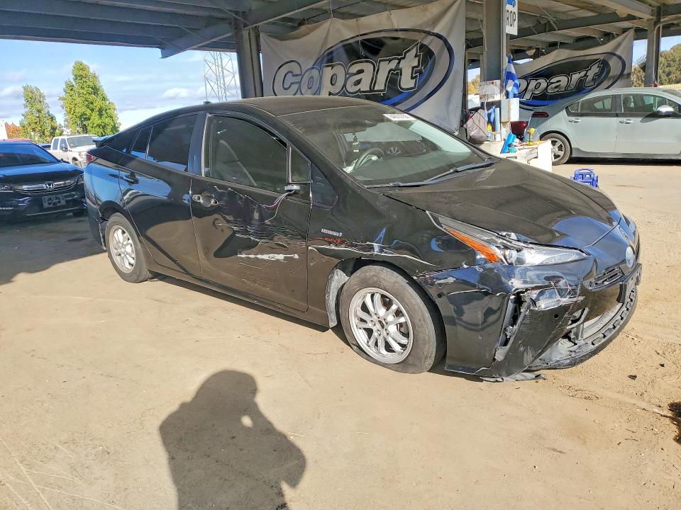 Zdjęcie 4 z aukcji – 2019 TOYOTA PRIUS z VIN JTDKARFU2K3094758