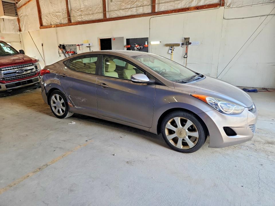 Photo 4 from auction – 2012 HYUNDAI ELANTRA with VIN 5NPDH4AE3CH132558