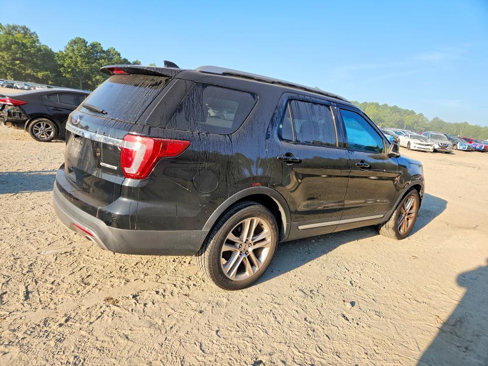 Photo 3 from auction – 2016 FORD EXPLORER with VIN 1FM5K7D83GGB70410