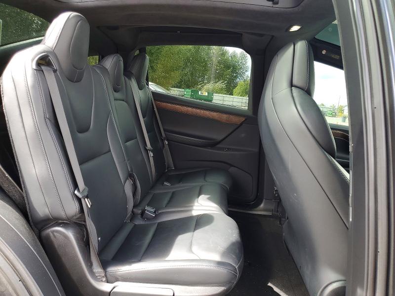 Фото 11 с аукциона – 2019 TESLA MODEL X с VIN 5YJXCAE23KF212174