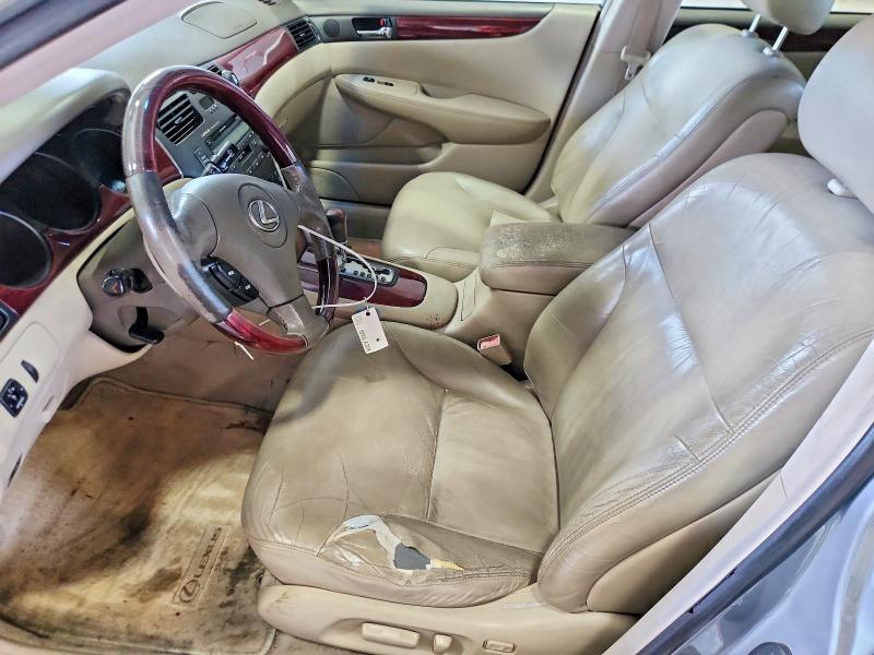 Photo 7 from auction – 2003 LEXUS ES with VIN JTHBF30GX30105122