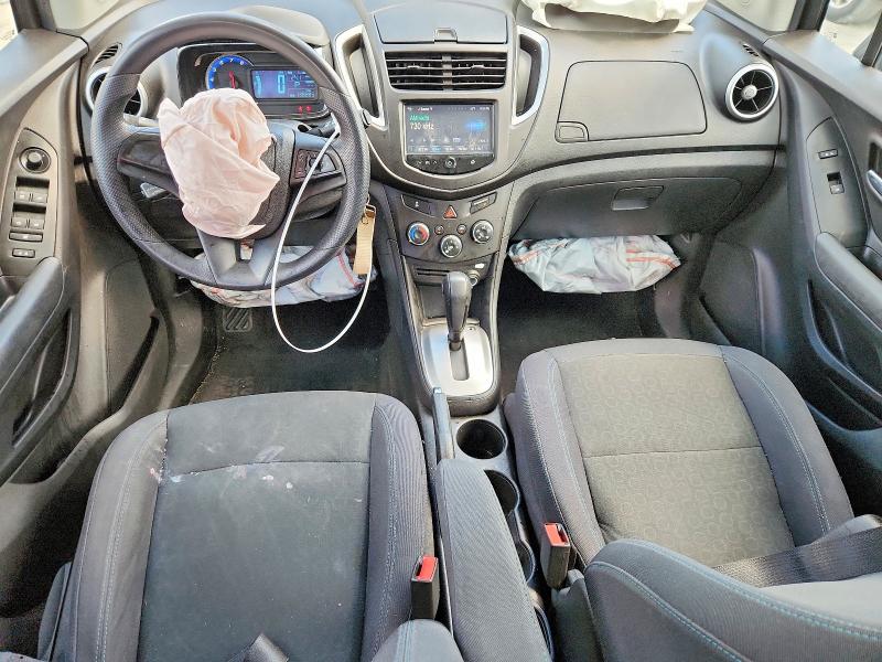 Photo 8 from auction – 2016 CHEVROLET TRAX with VIN 3GNCJKSB9GL250443