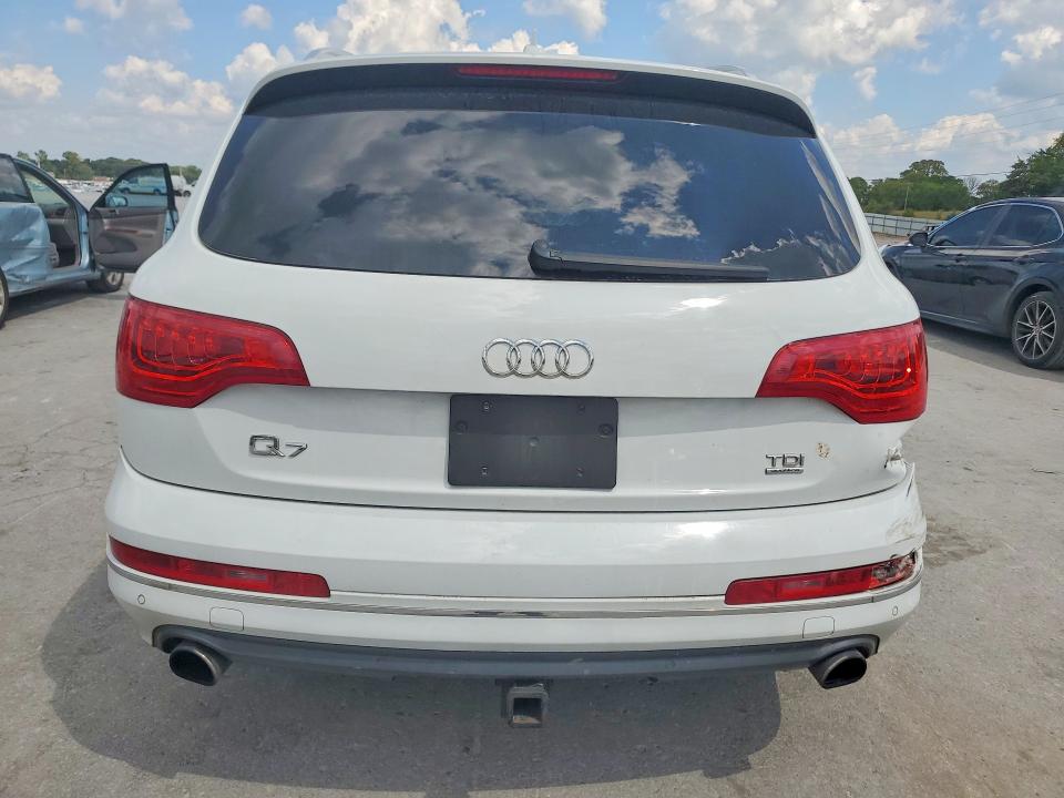 Zdjęcie 6 z aukcji – 2015 AUDI Q7 z VIN WA1LMAFE0FD015779
