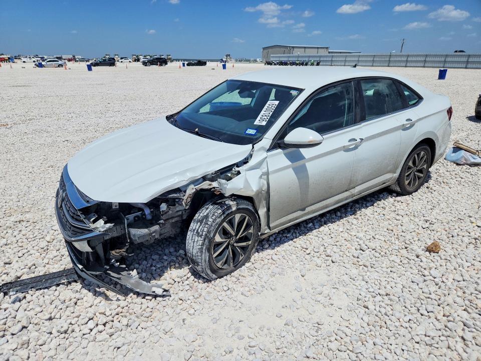 VOLKSWAGEN JETTA 2024 с VIN 3VW5M7BU0RM085173 - Снимка от търг