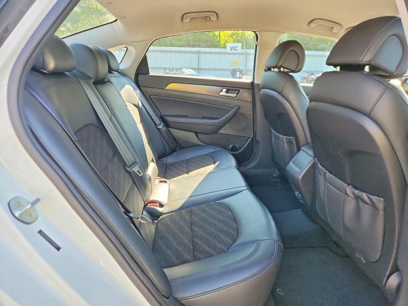 Photo 10 from auction – 2015 HYUNDAI SONATA with VIN 5NPE34AF8FH124441