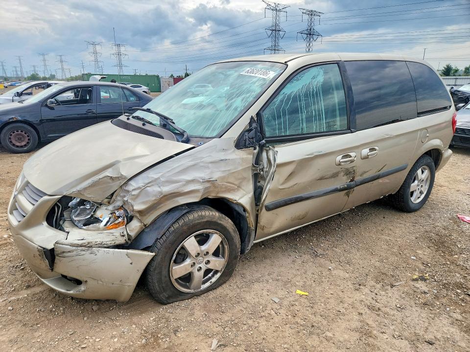 DODGE CARAVAN 2007 with VIN 1D4GP45RX7B182705 - Photo from auction