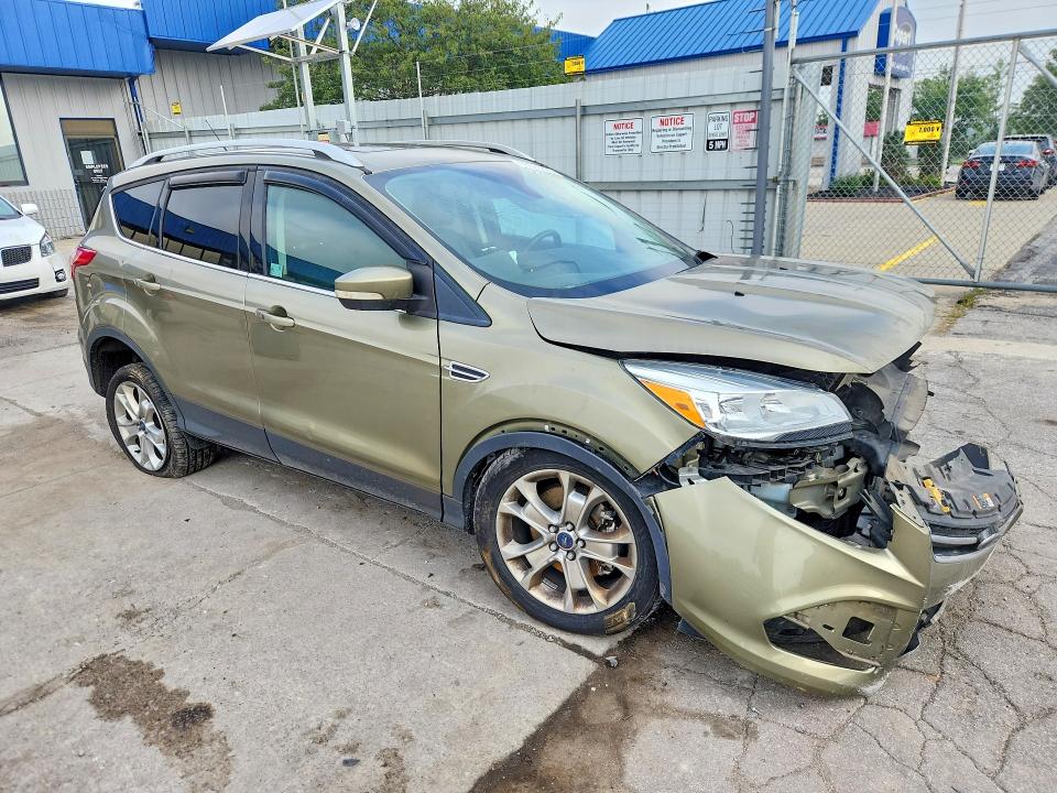 Photo 4 from auction – 2014 FORD ESCAPE with VIN 1FMCU9J9XEUA39712