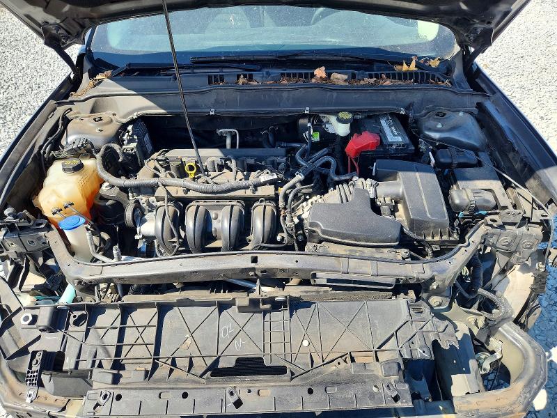 Photo 11 from auction – 2017 FORD FUSION with VIN 3FA6P0G72HR107707