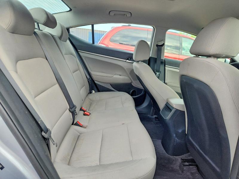 Photo 10 from auction – 2017 HYUNDAI ELANTRA with VIN 5NPD74LF5HH212640
