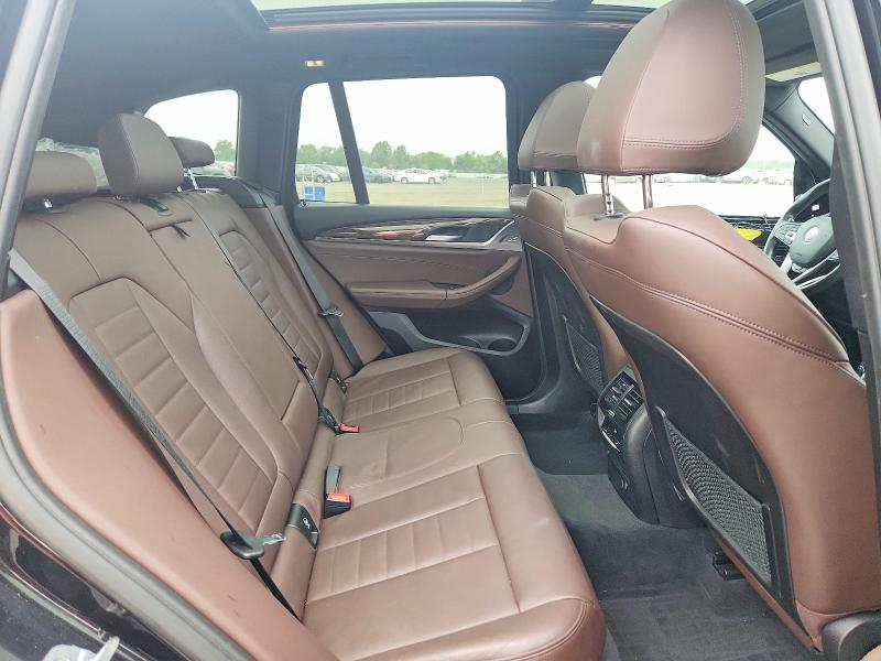 Photo 10 from auction – 2019 BMW X3 with VIN 5UXTR9C59KLP82894