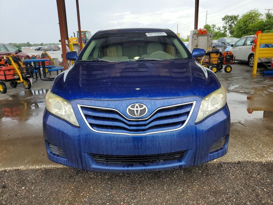 Photo 5 from auction – 2011 TOYOTA CAMRY with VIN 4T1BF3EK3BU621971