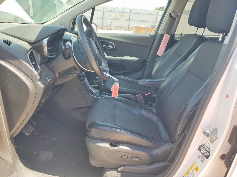 Photo 7 from auction – 2018 CHEVROLET TRAX with VIN 3GNCJLSB1JL228689