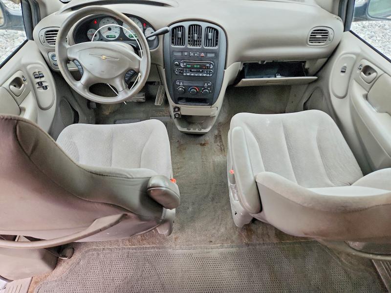 Photo 8 from auction – 2003 CHRYSLER VOYAGER with VIN 1C4GJ45393B138733