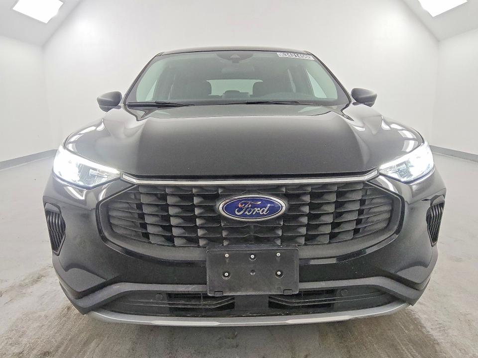 Photo 5 from auction – 2023 FORD ESCAPE with VIN 1FMCU9GN9PUA34122